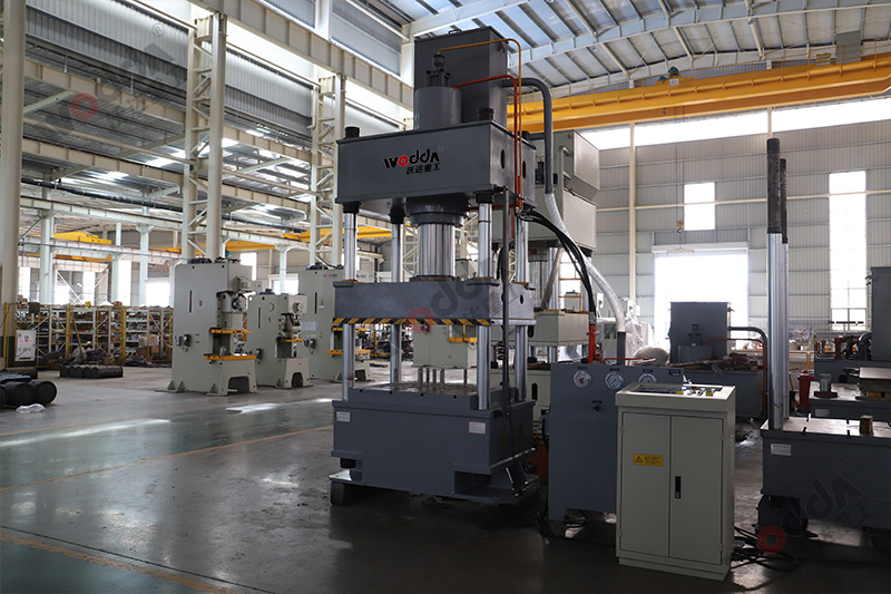 250噸拉伸機 250噸拉伸機