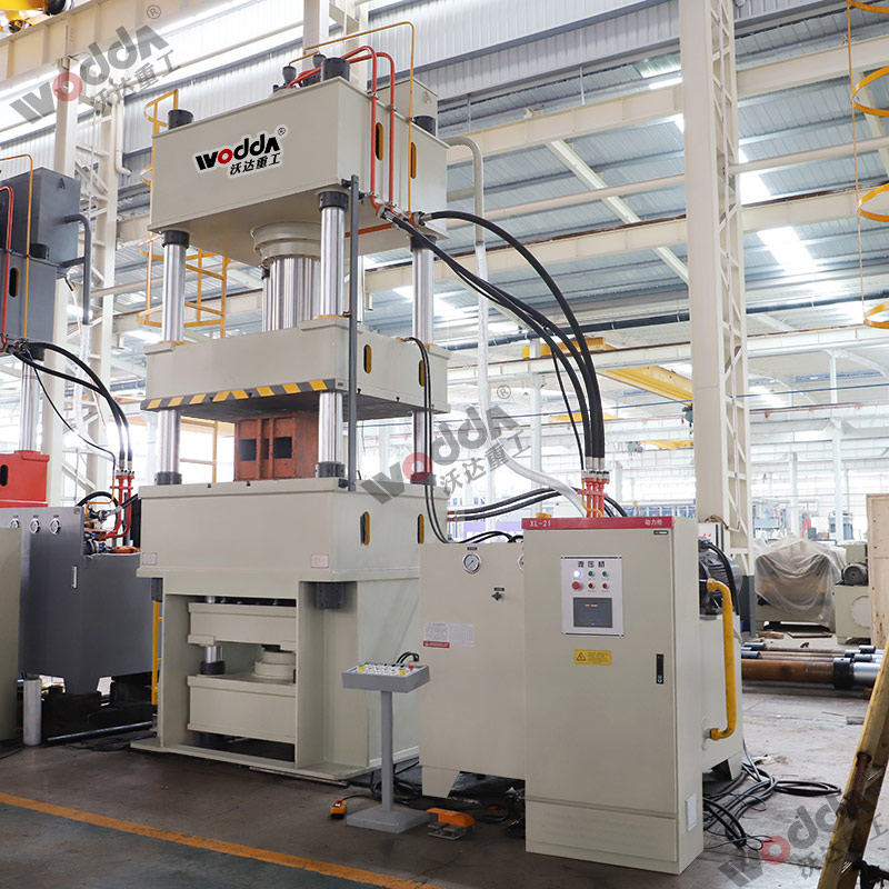 500噸四柱拉伸液壓機(jī) 500噸四柱拉伸液壓機(jī)