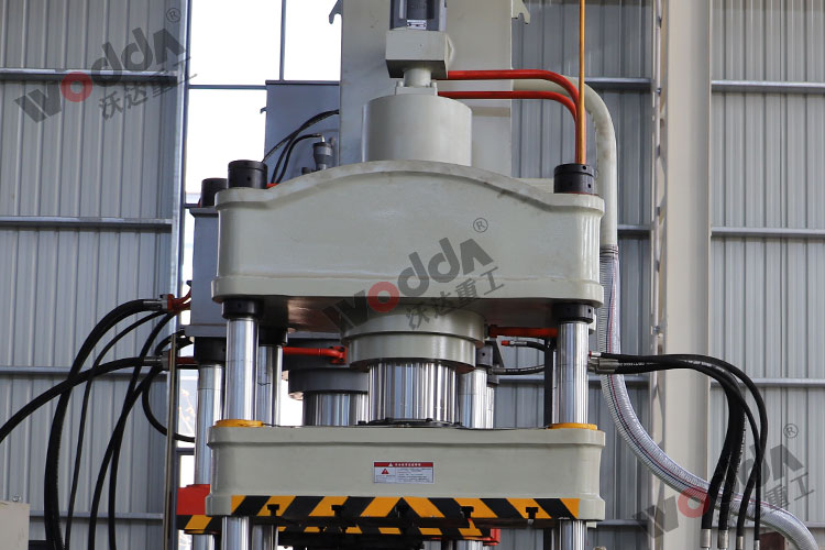 液壓機(jī)主缸 液壓機(jī)主缸