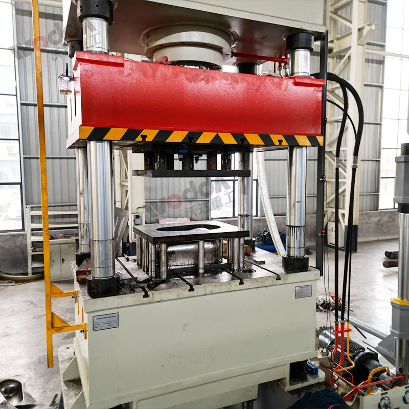 不銹鋼拉伸液壓機細節 不銹鋼拉伸液壓機細節