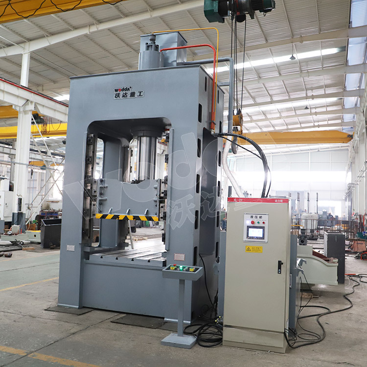 250噸框架式拉伸液壓機(圖3).jpg 250噸框架式拉伸液壓機(圖3).jpg