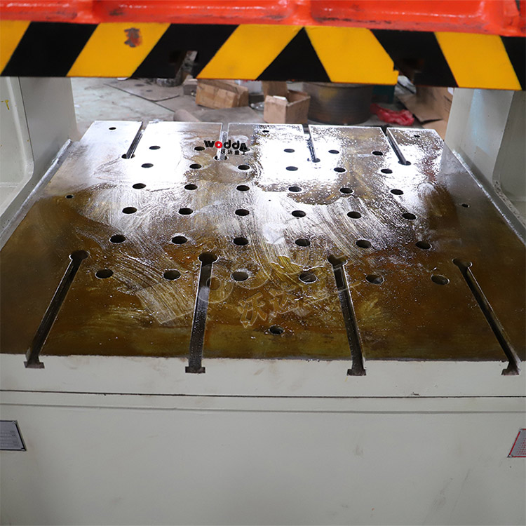 液壓墊(多桿頂出) 液壓墊(多桿頂出)