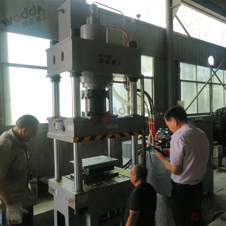 200噸不銹鋼離心風機拉伸成型液壓機 200噸不銹鋼離心風機拉伸成型液壓機