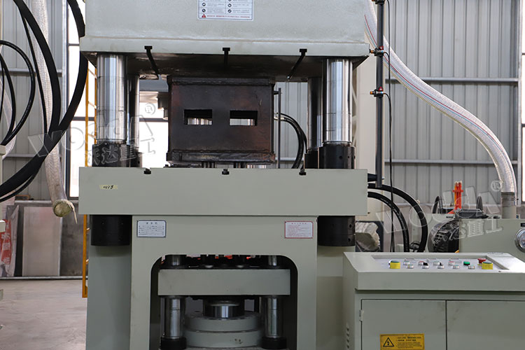 500噸液壓機液壓墊(多頂桿) 500噸液壓機液壓墊(多頂桿)