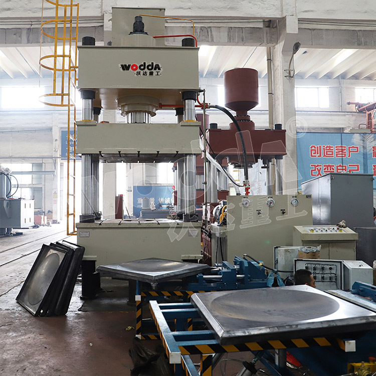 500噸不銹鋼水箱拉伸液壓機 500噸不銹鋼水箱拉伸液壓機