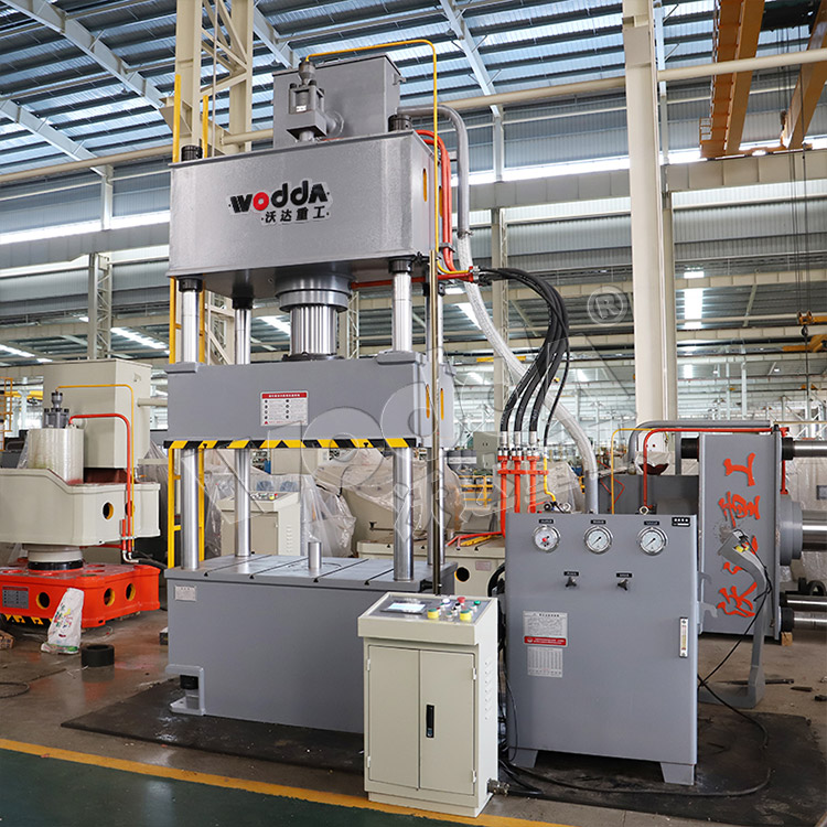 200噸下頂缸式拉伸液壓機 200噸下頂缸式拉伸液壓機