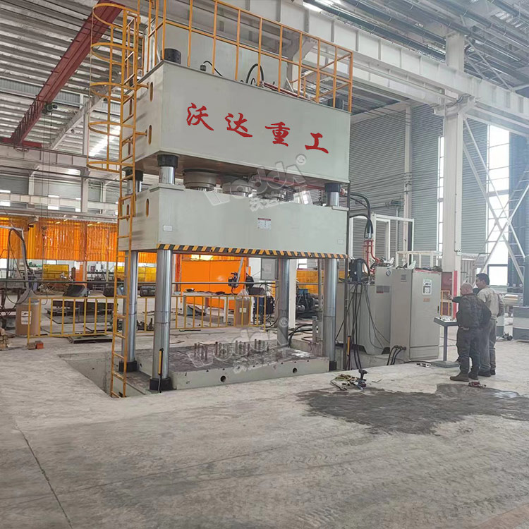 1000噸四柱液壓機 1000噸四柱液壓機