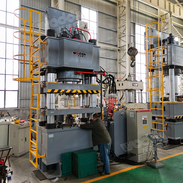 800噸鐵硅鋁磁芯粉末成型液壓機(jī) 800噸鐵硅鋁磁芯粉末成型液壓機(jī)