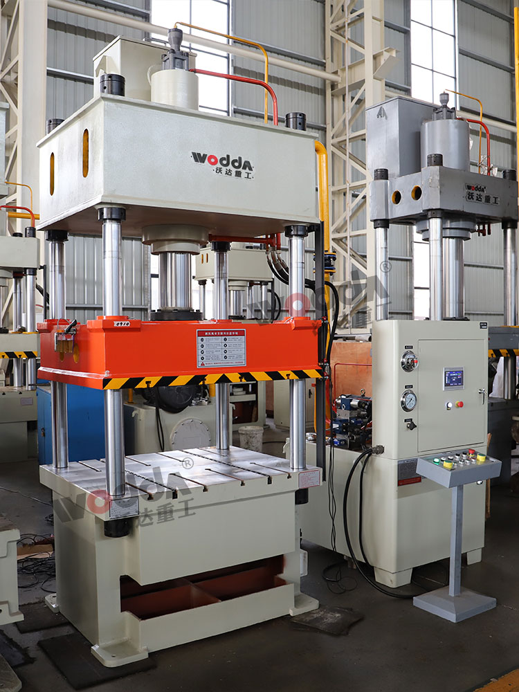 100噸三梁四柱液壓機 100噸三梁四柱液壓機