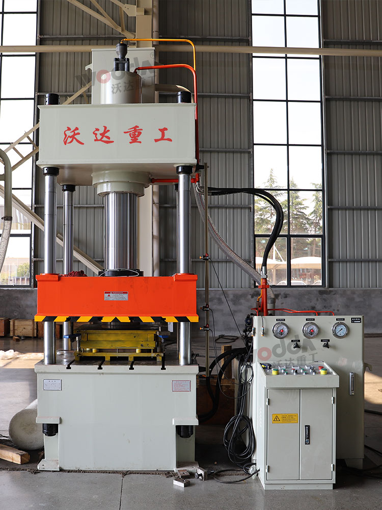 200噸三梁四柱沖壓機 200噸三梁四柱沖壓機