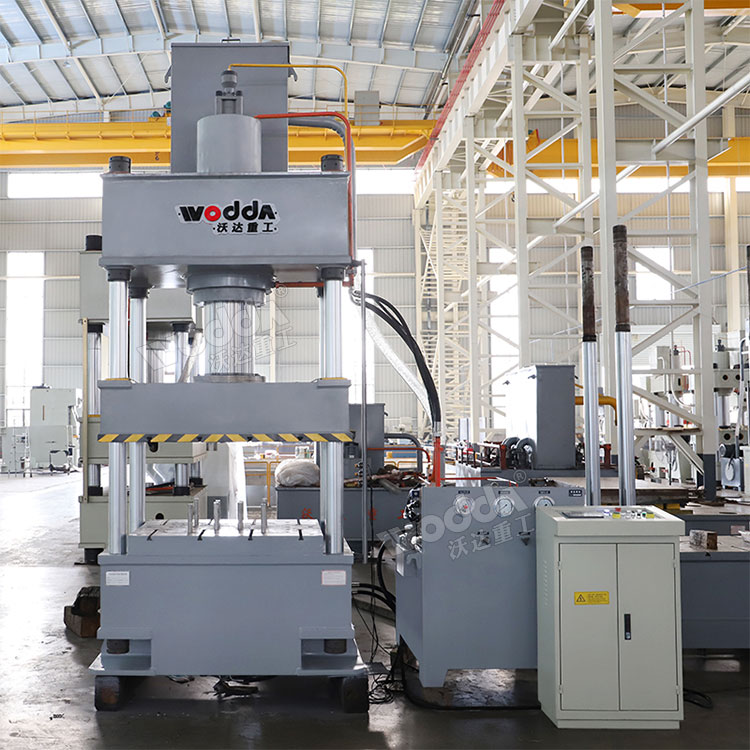 250噸四柱拉伸液壓機(jī) 250噸四柱拉伸液壓機(jī)