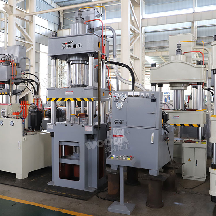 200噸四柱拉伸機 200噸四柱拉伸機